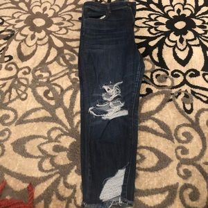 American Eagle distressed Skinny Crop